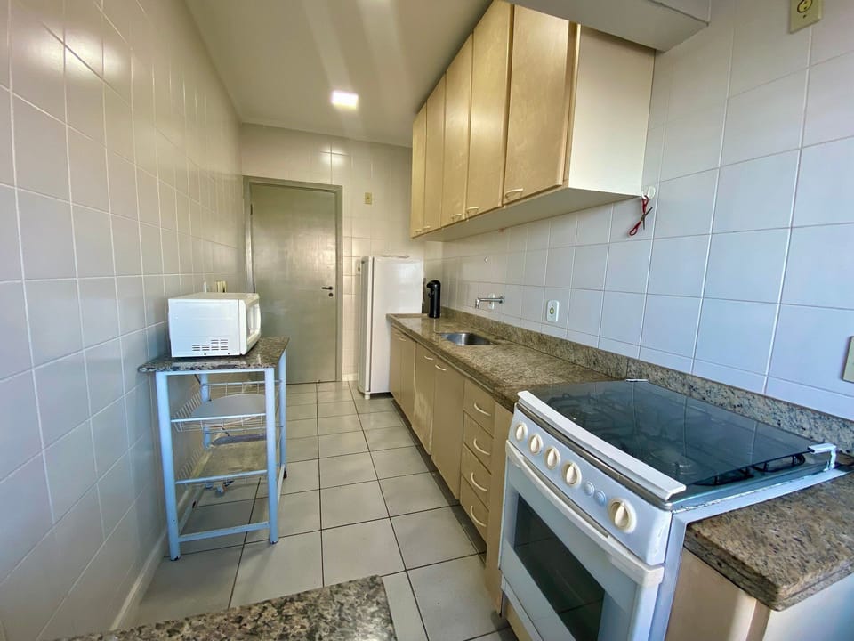 Family Apartment | Private kitchen | Fridge, cookware/dishes/utensils