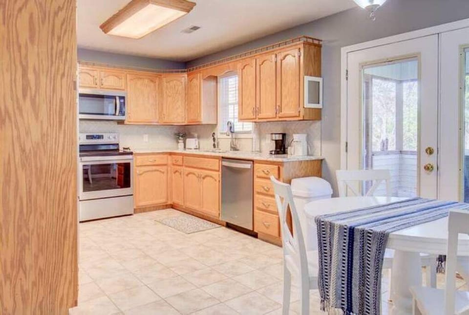 Equipped Full Kitchen.