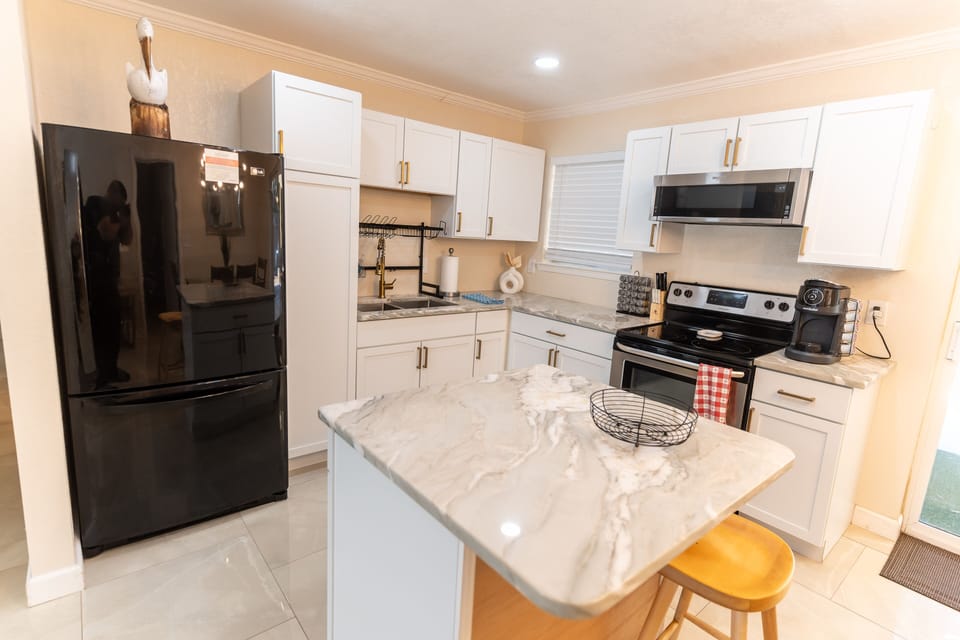 Full service kitchen