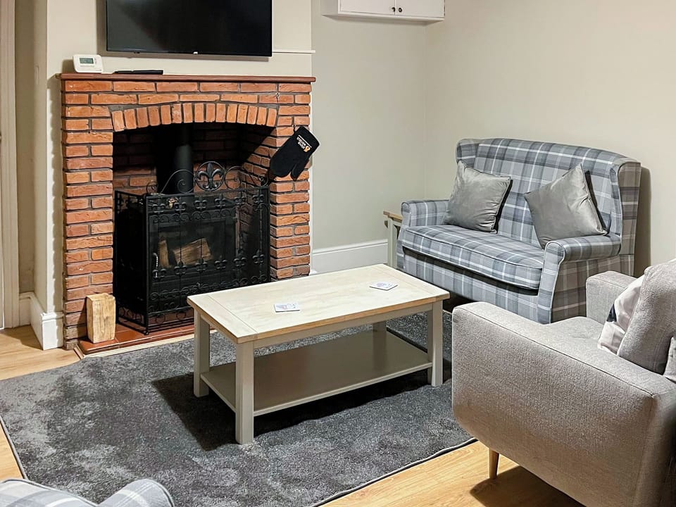 Living area | The Lodge at Owstwick Hall, Owstwick, near Roos