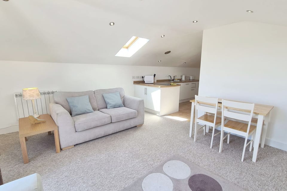 Interior | Stable Barn Apartment - Hallagenna Farm Properties, Bodmin Moor