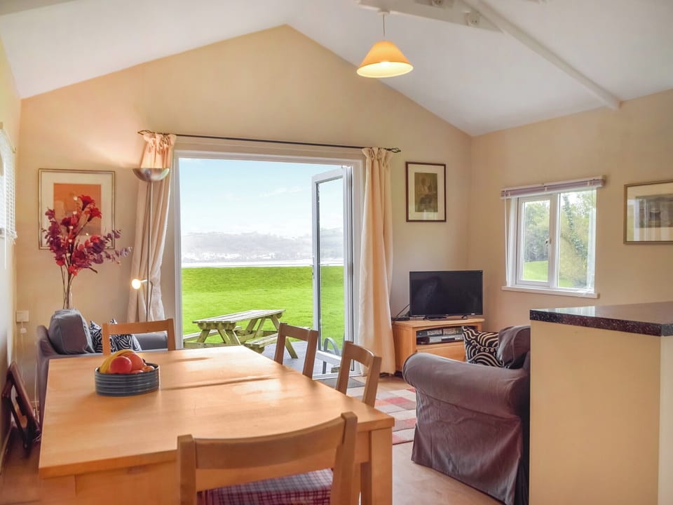 Dining Area | Ponderosa, Llansteffan