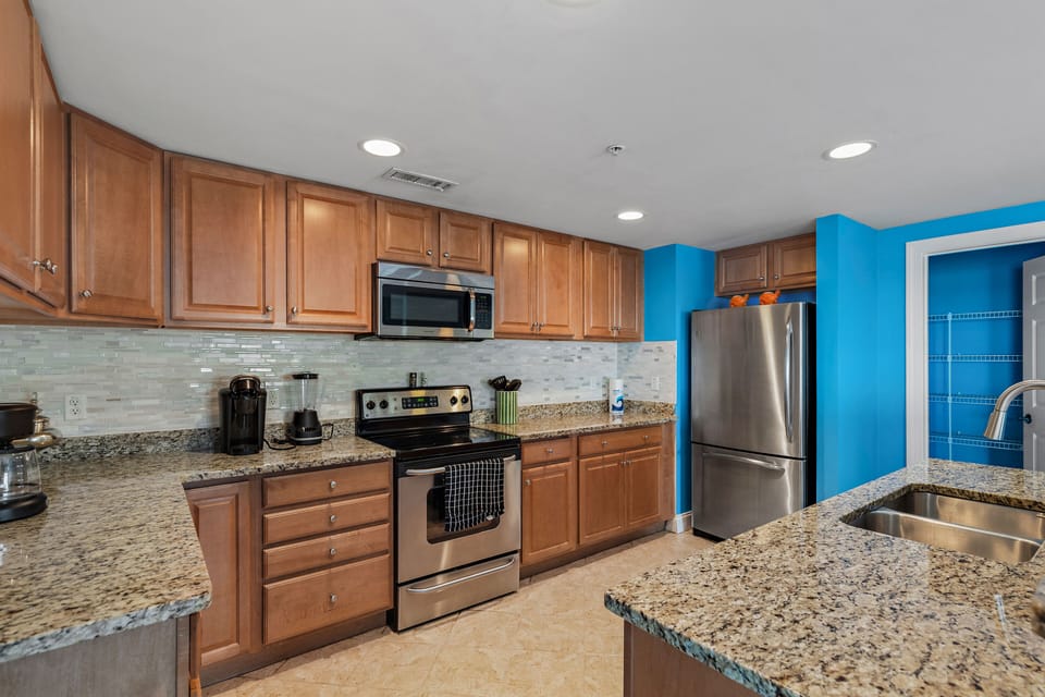 Kitchen (2)