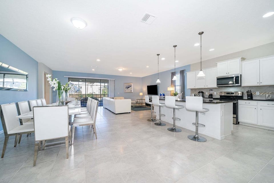 Enjoy beautiful, spacious living areas perfect for relaxing and spending quality time with the whole family