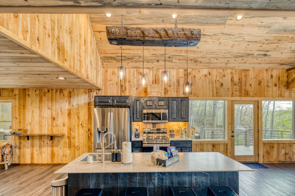 Brand new fully stocked kitchen.
