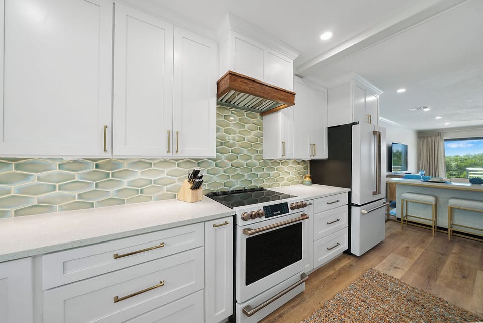 30A Hideaway | Kitchen Area