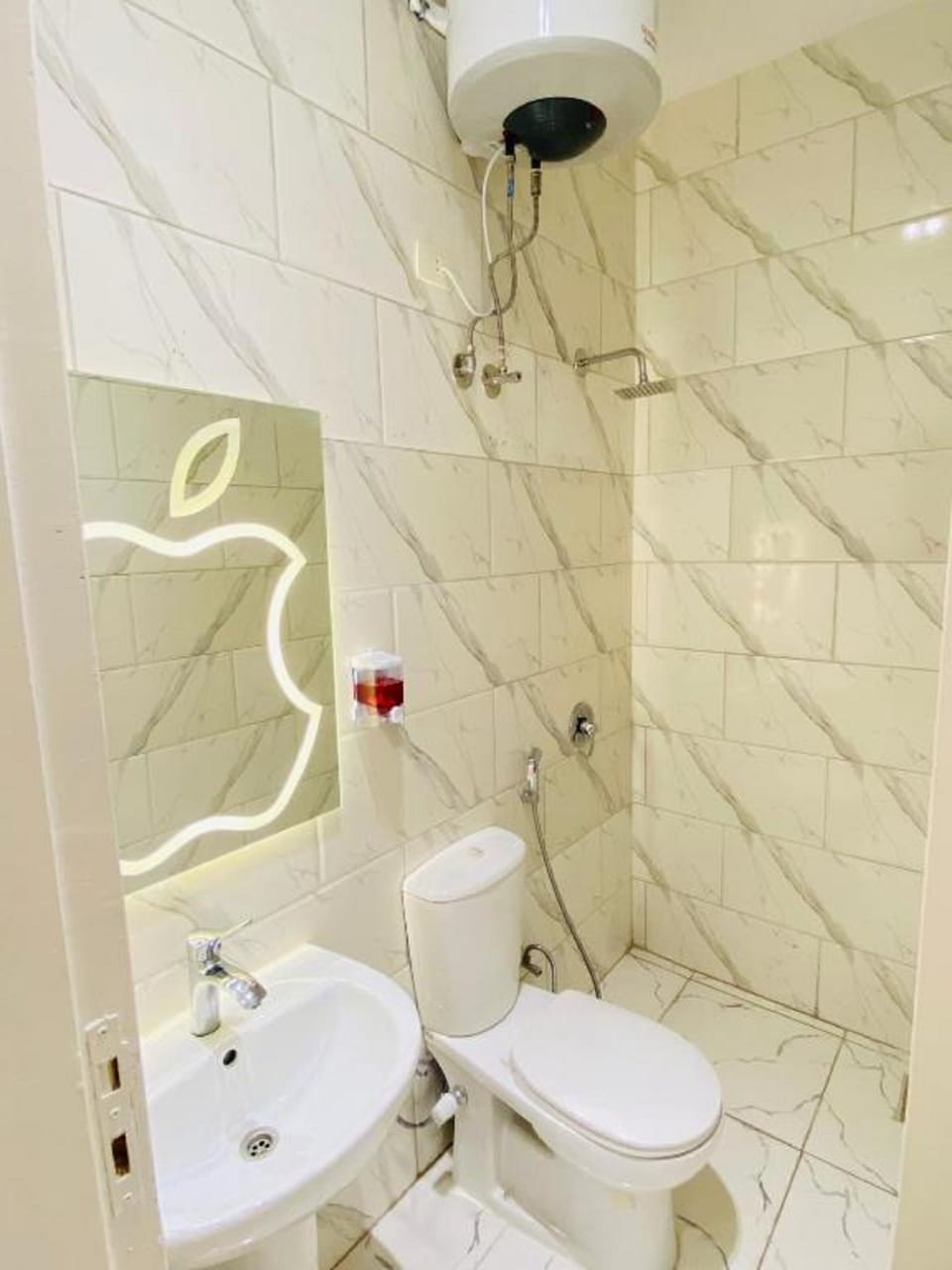 Double or Twin Room, Private Bathroom | Bathroom | Hair dryer