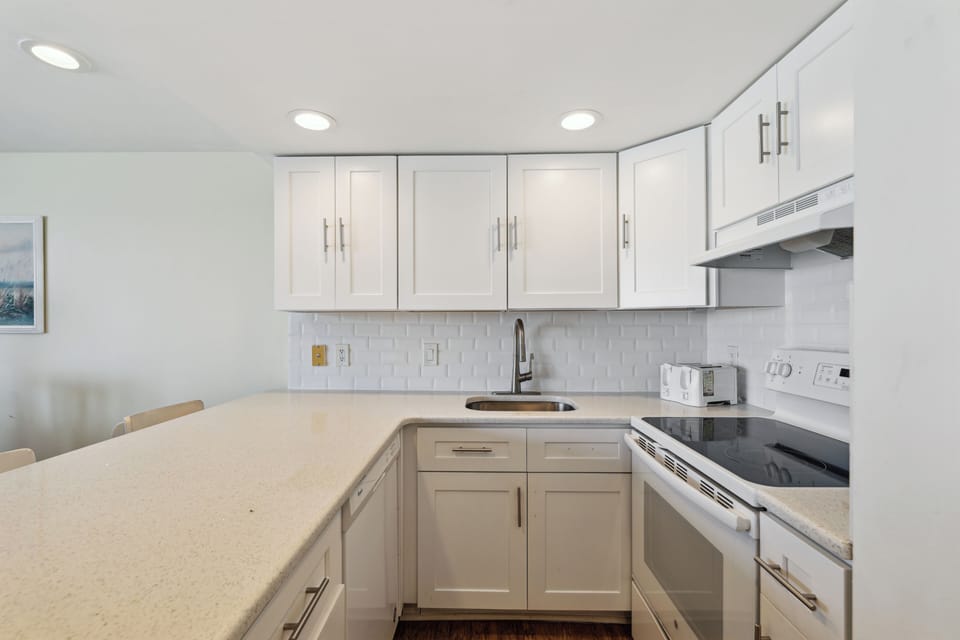 Main Level,Kitchen,