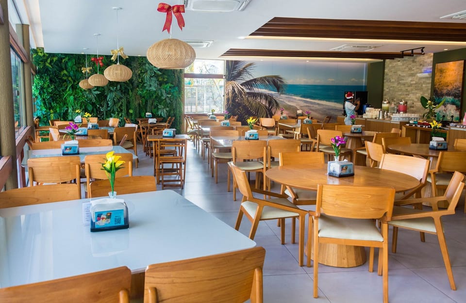 Comfort Studio | Dining