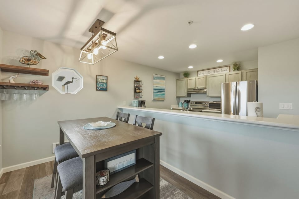 113 Vacation by the Sea