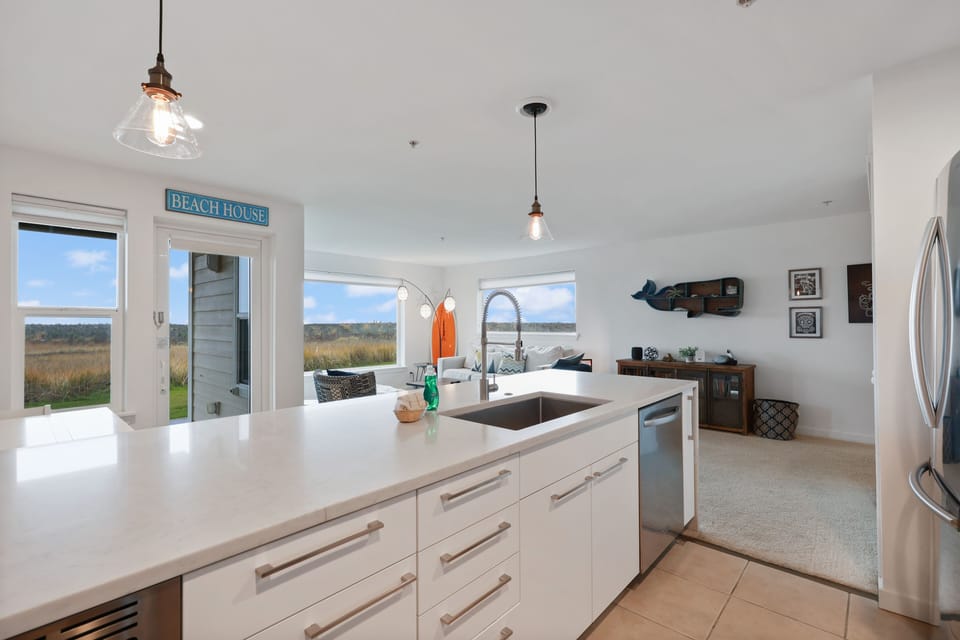 613 Vacation by the Sea
