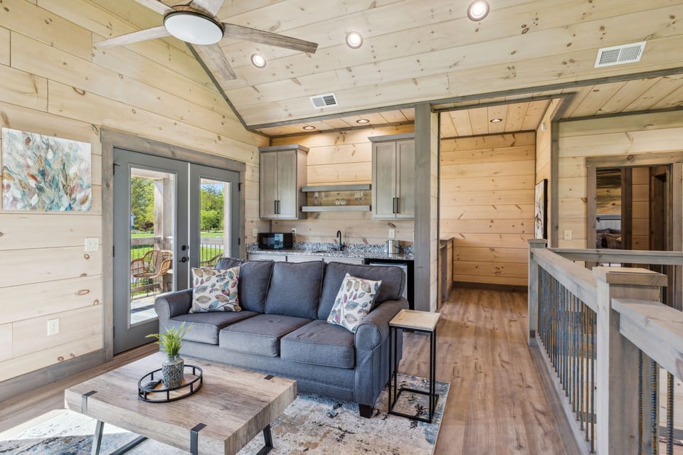 Cabin, 4 Bedrooms | Living area | Smart TV