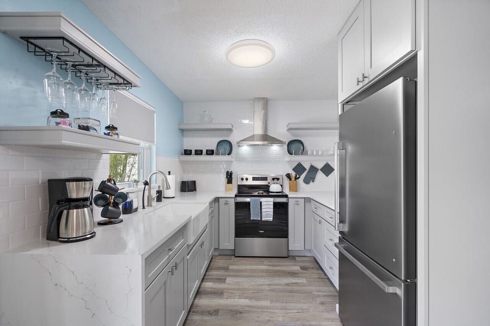 Full Kitchen