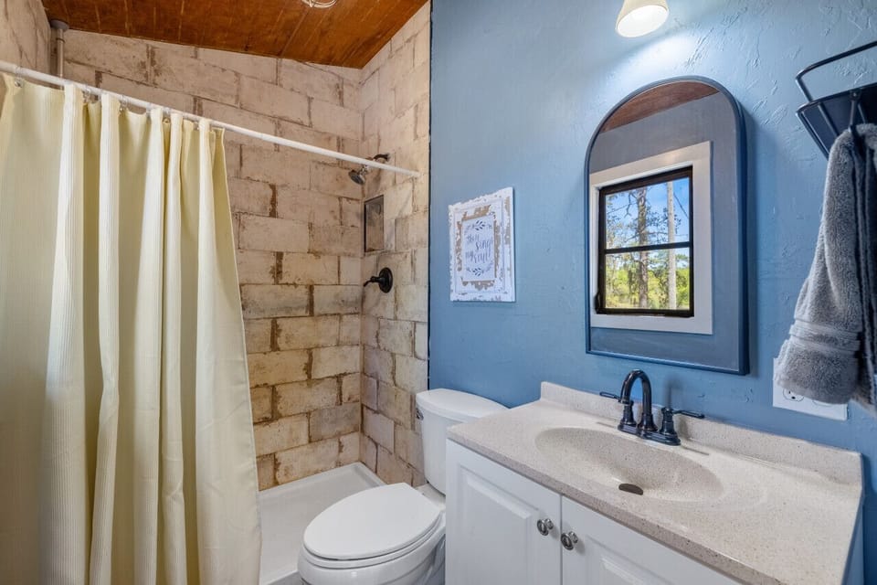 Full bathroom with walk in shower