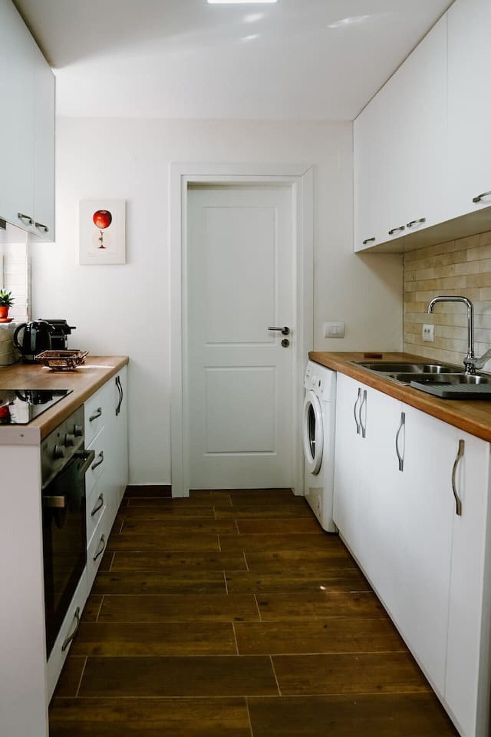 Fully-equipped kitchen details