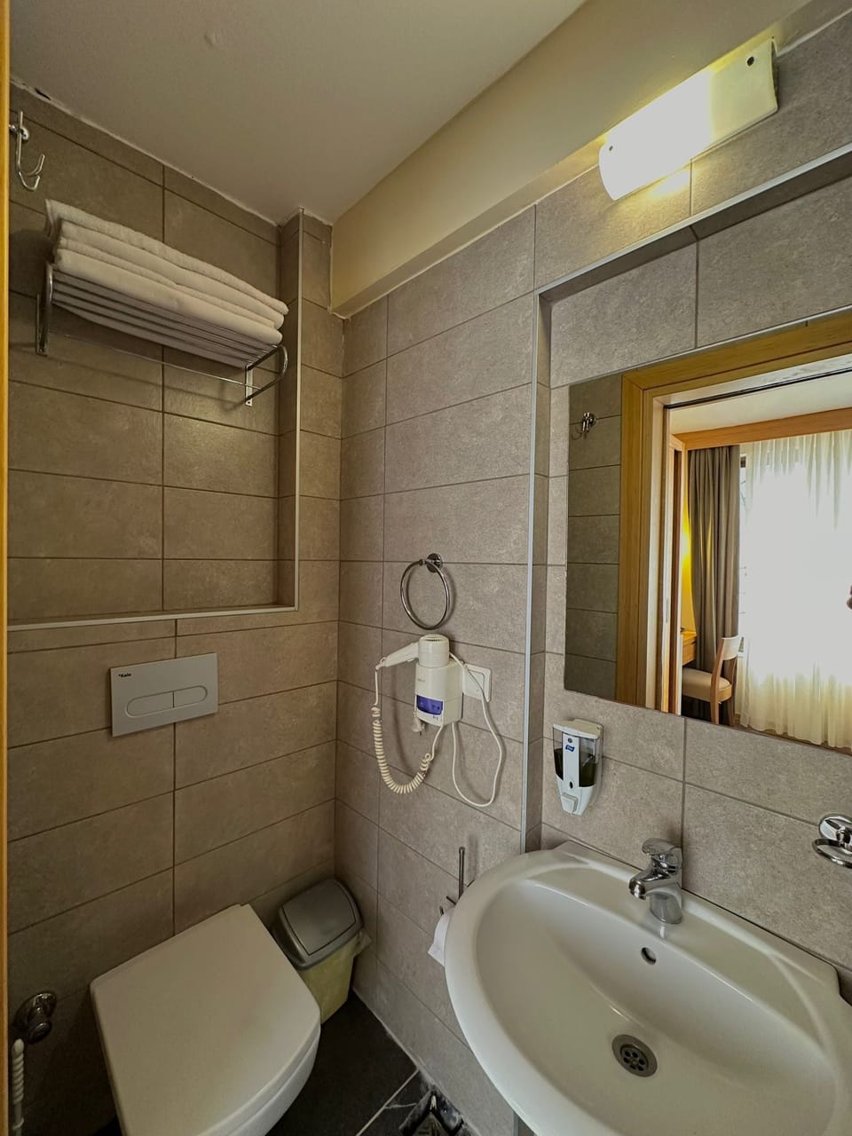 Classic Room | Free WiFi