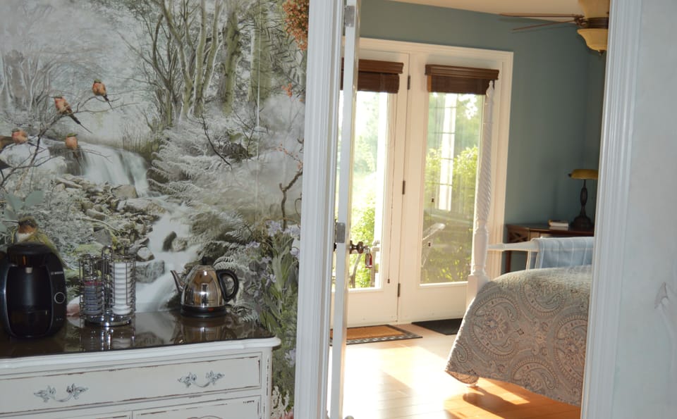 Deluxe Room, Private Bathroom, Garden View (Glorious Morning Plus) | Coffee and/or coffee maker