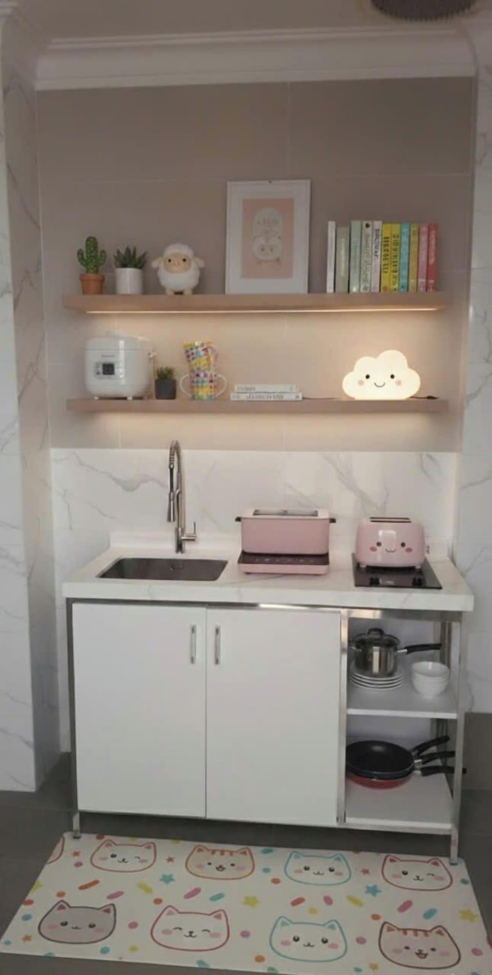 Family Room | Shared kitchen | Highchair