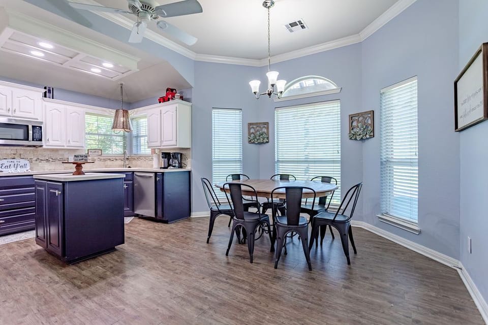 Great for early morning coffee or a late night snack!