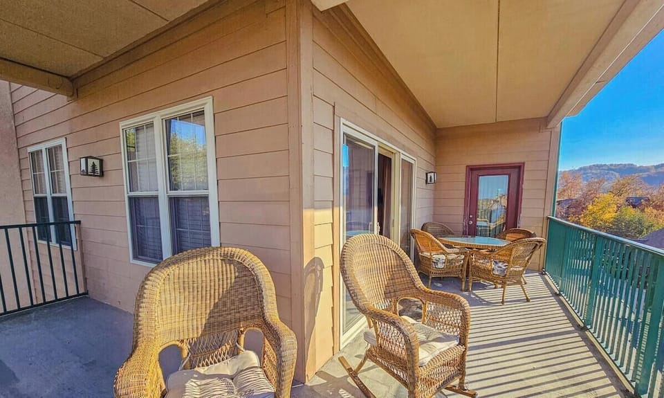 Wrap around balcony