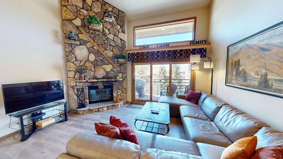Living Room with Flatscreen, Wood Fireplace - Living Room with Flatscreen, Wood Fireplace
