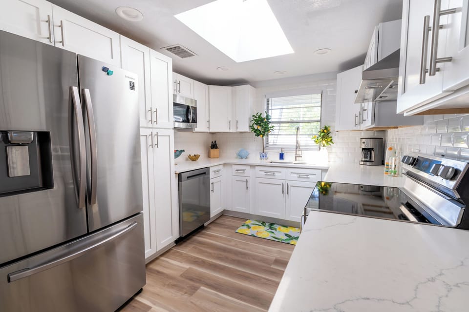 Cook up some dinner in the newly remodeled, fully stocked kitchen. 