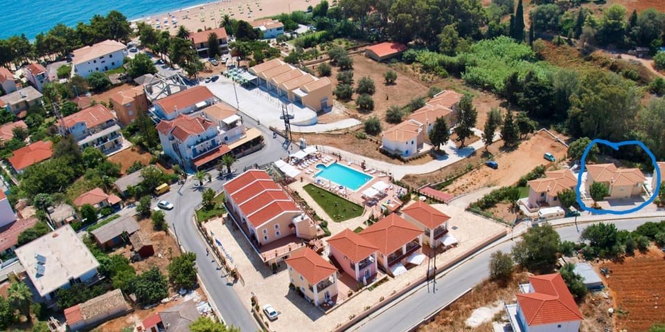 Villa | Exterior
