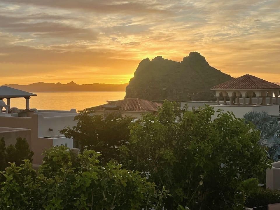 Sunrise in Casa Tortuga