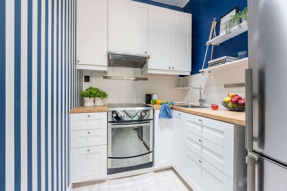 Fully Equipped Kitchen with Useful Appliances | Book Now With RENTUJEMY
