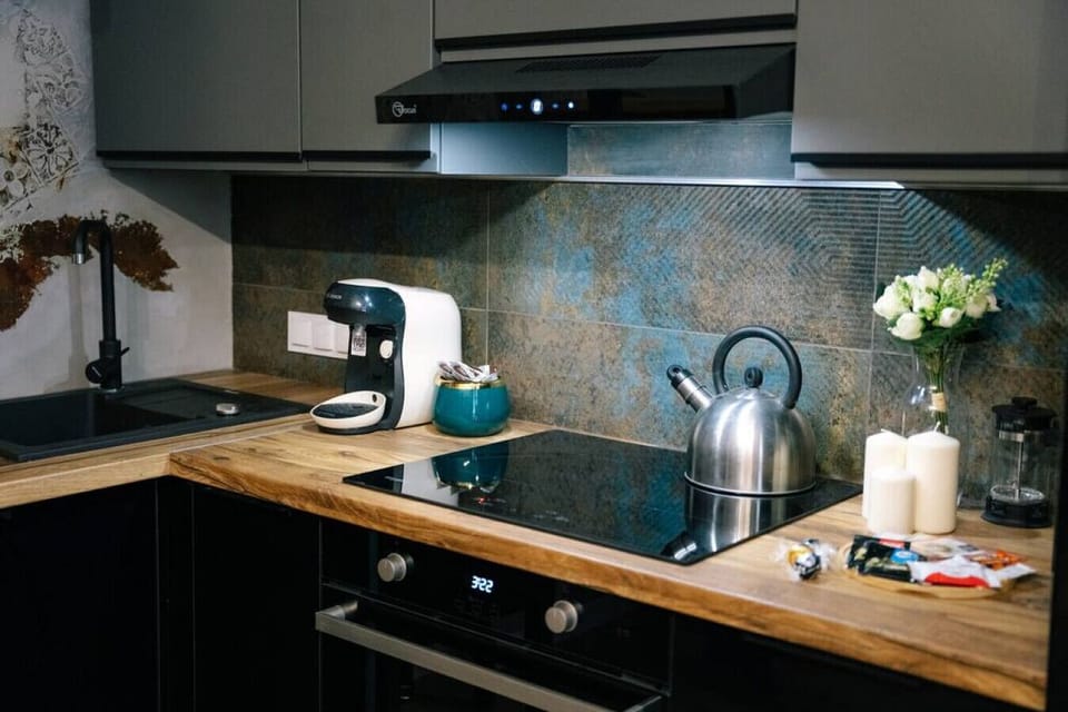 Kitchen | Book Now with RENTUJEMY.COM