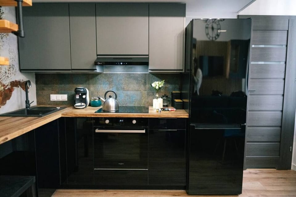 Kitchen | Book Now with RENTUJEMY.COM