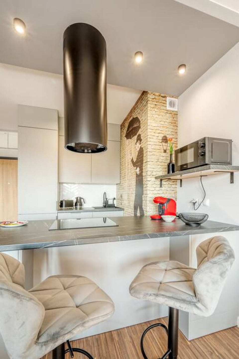 Fully Equipped Kitchen with Microwave and Coffee Machine | Book Now with RENTUJEMY