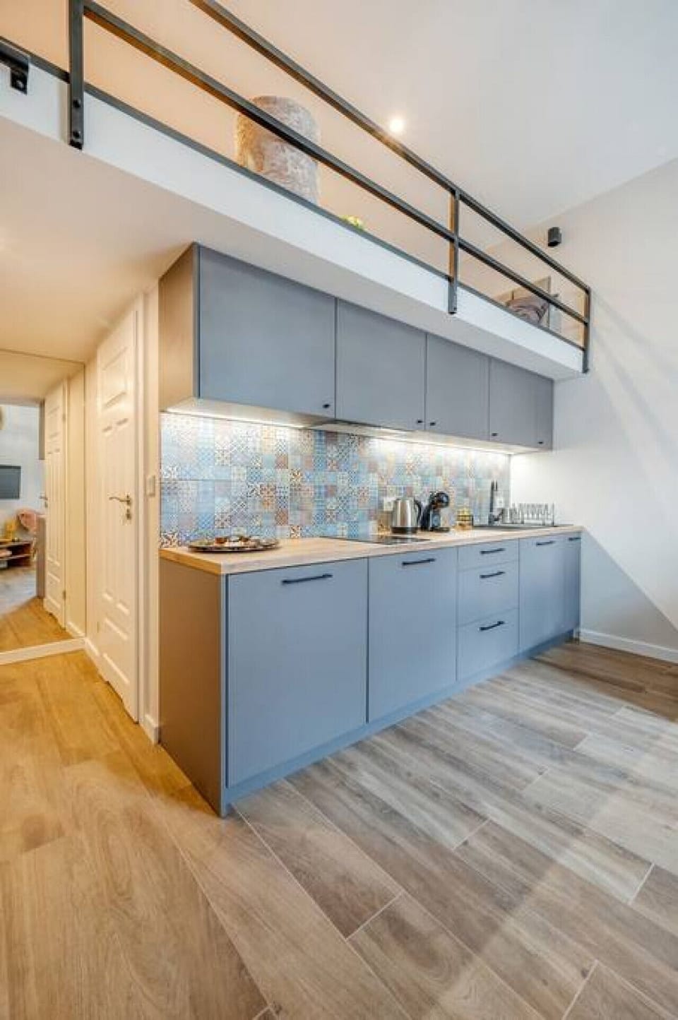 Compact Kitchen with Useful Appliances | Book Now with RENTUJEMY