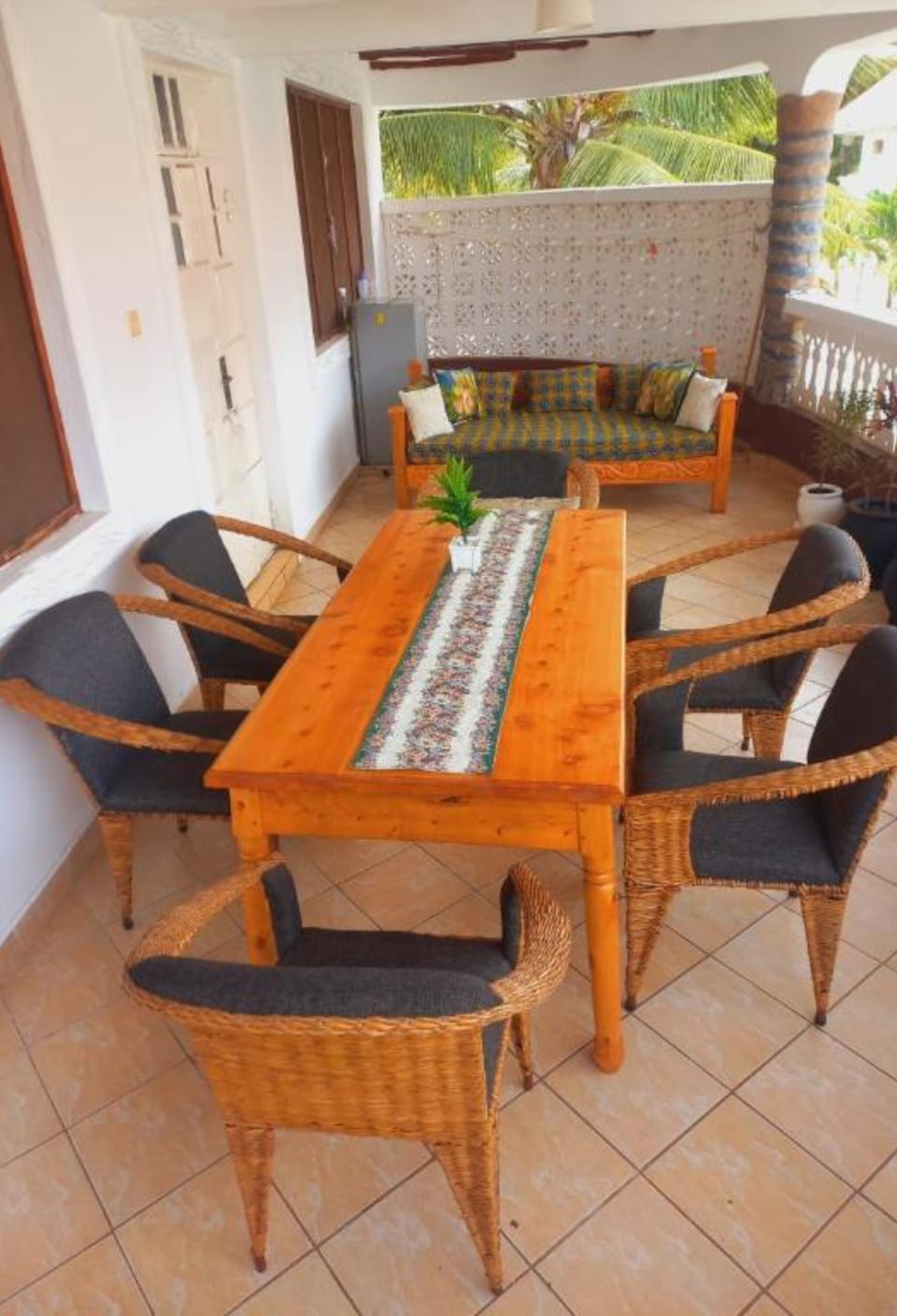 Superior Villa, 3 Bedrooms | Dining room