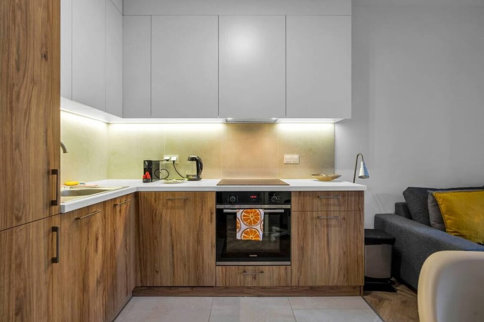 Fully Equipped Kitchen with Oven | Book Now With RENTUJEMY
