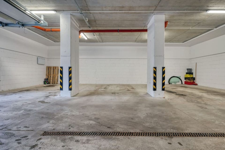 Dedicated and Private Parking Space | Book Now with RENTUJEMY