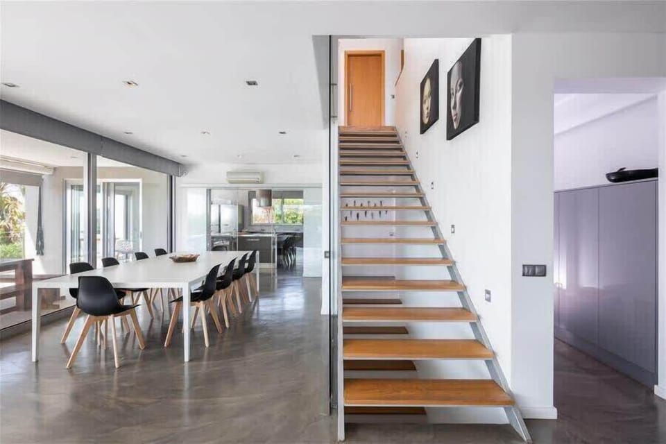 Open plan lounge and dining area