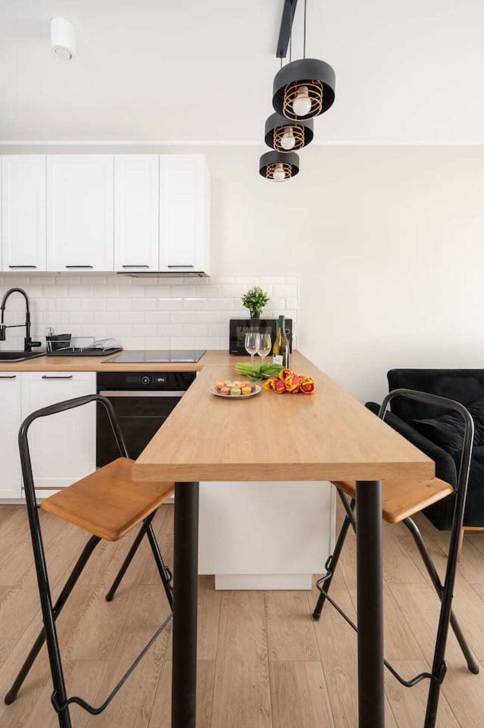 Dining Area | Book Now with RENTUJEMY