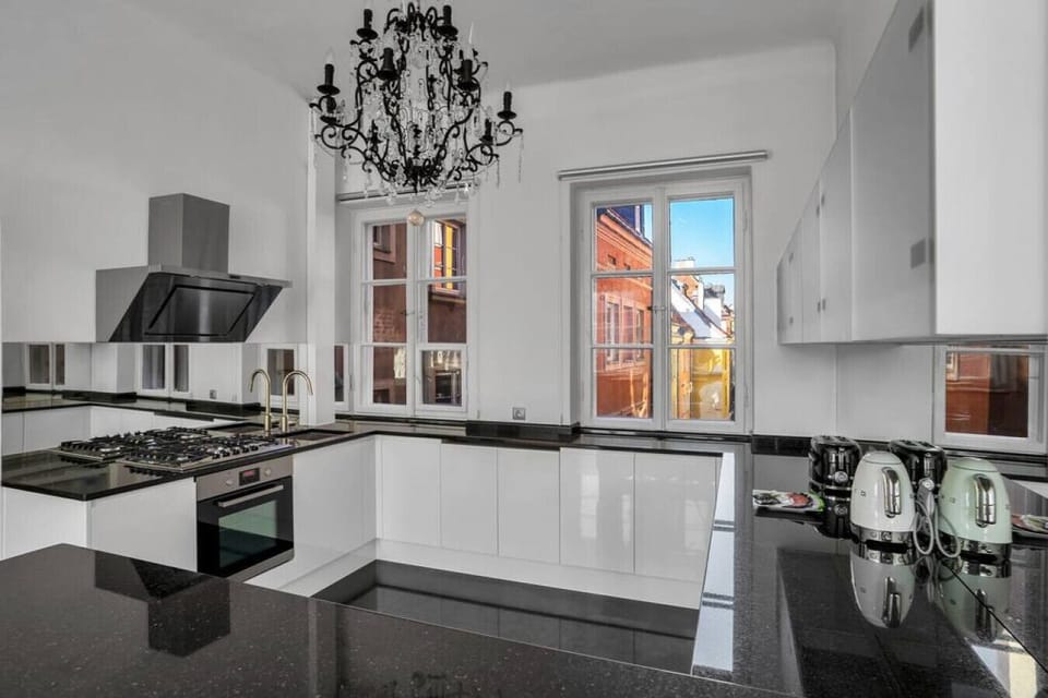 Full Kitchen Equipped with Useful Appliances | Book Now with RENTUJEMY