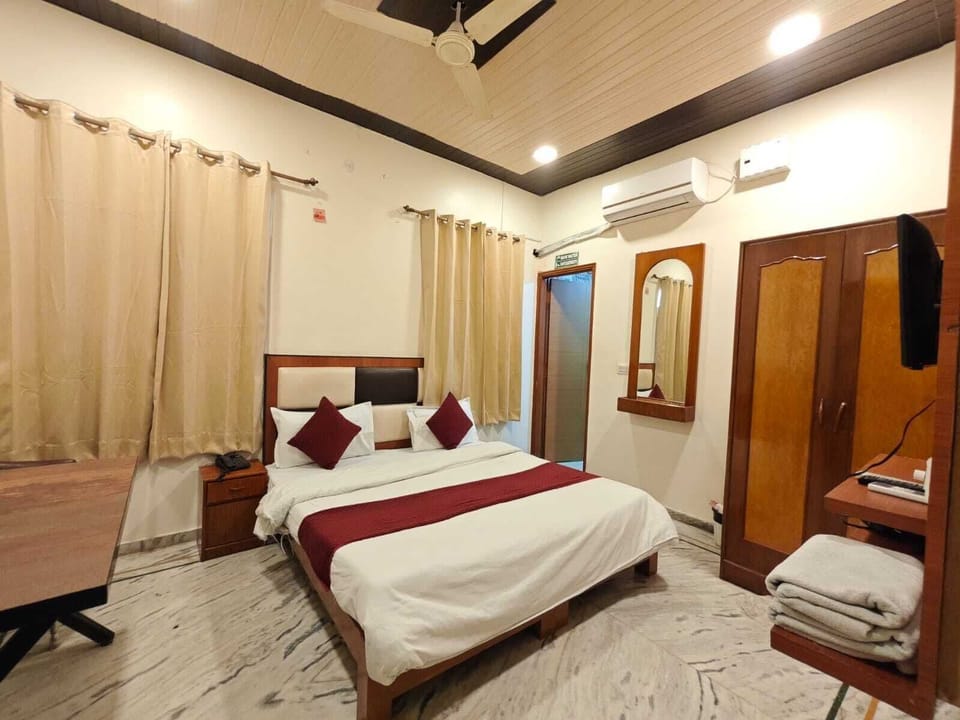 Super Deluxe Room | Blackout drapes, free WiFi, bed sheets