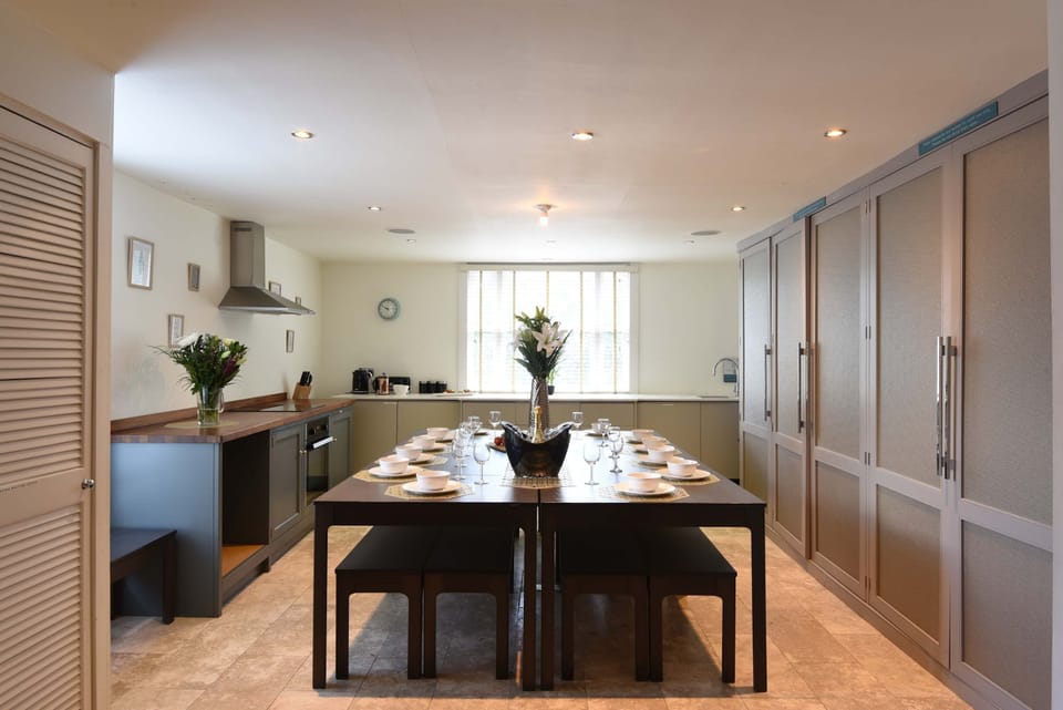 House | 4 bedrooms, Internet