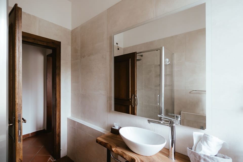 Camera 2 | Bathroom | Hair dryer, slippers, bidet