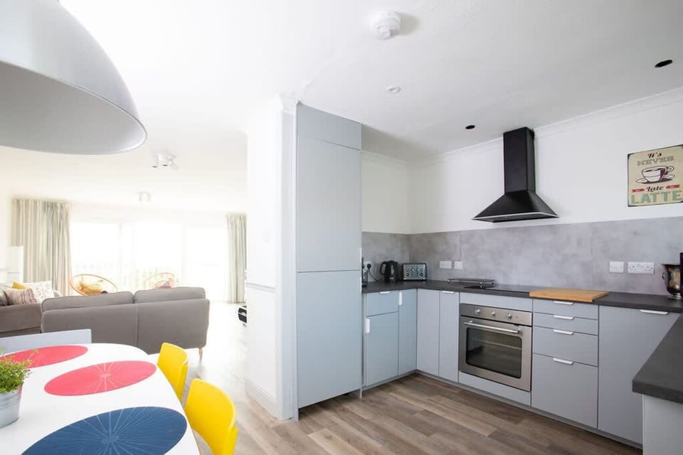 House | 3 bedrooms, iron/ironing board