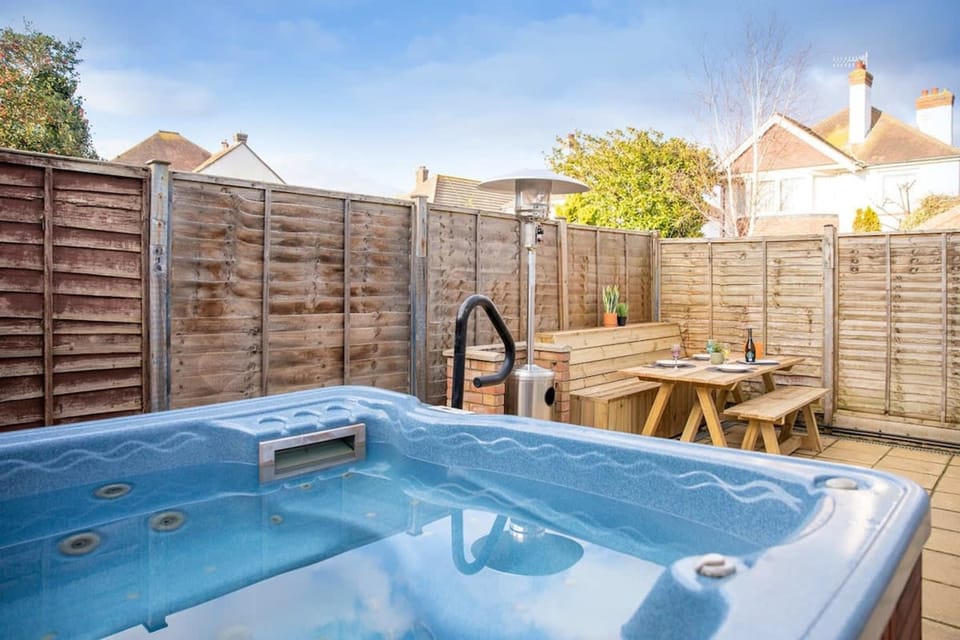 House | 4 bedrooms, Internet