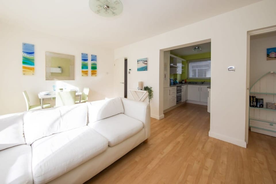 Apartment | 2 bedrooms, iron/ironing board, Internet