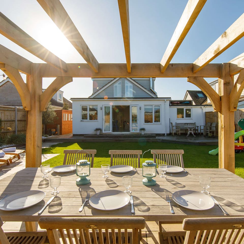 House | 4 bedrooms, iron/ironing board, Internet