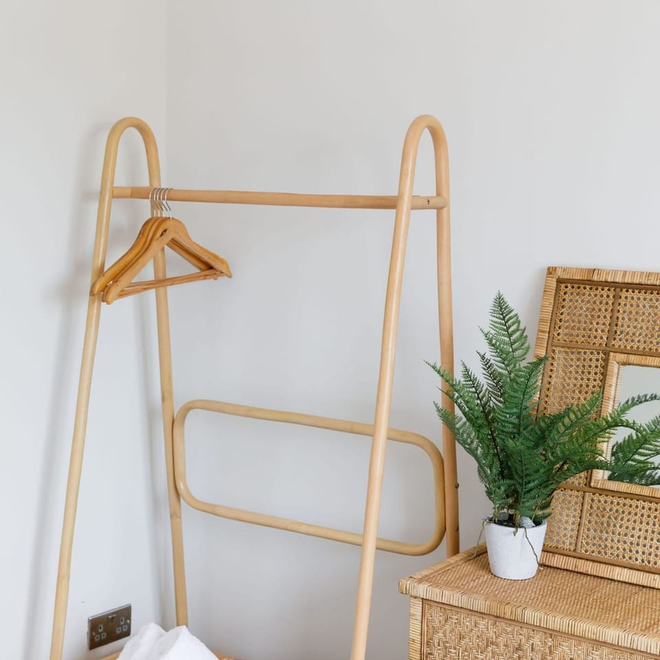 House | 4 bedrooms, desk, iron/ironing board, high-speed internet