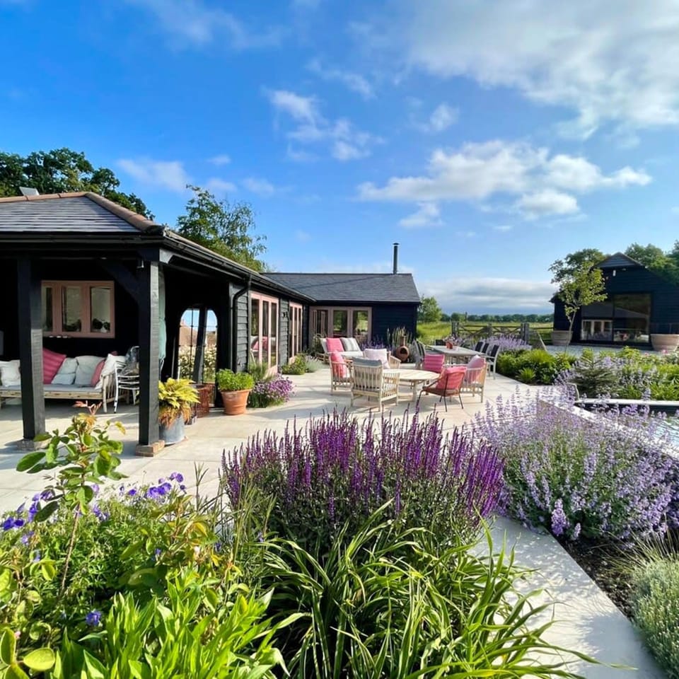 Studio | 5 bedrooms, Internet