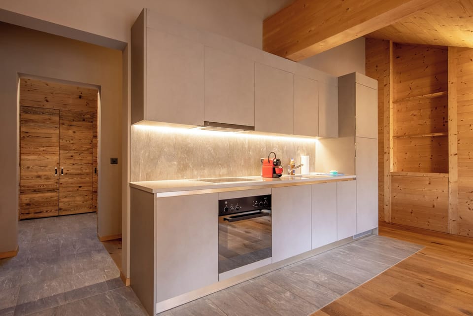 Superior Apartment, 3 Bedrooms (8 people) | Private kitchen | Oven, stovetop, espresso maker, coffee/tea maker