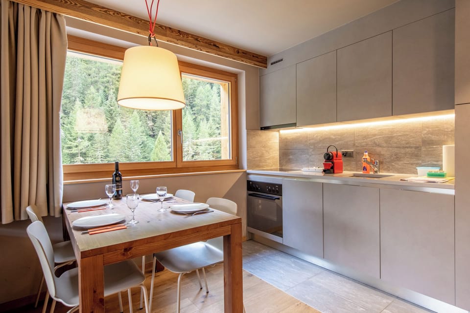 Appartement 4 personnes - 1 chambre - Terrasse ou balcon | Private kitchen | Oven, stovetop, espresso maker, coffee/tea maker
